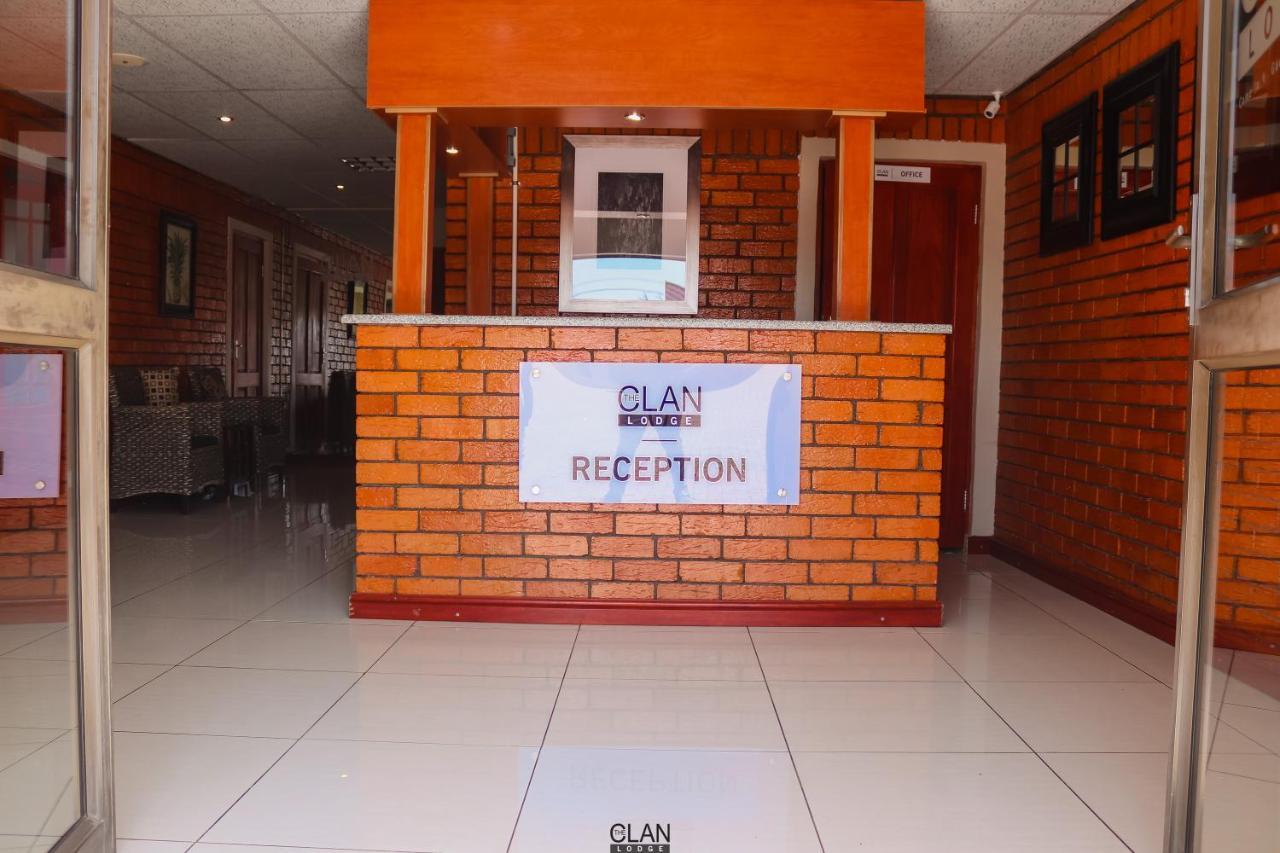 The Clan Lodge Mohlanapeng Exterior photo